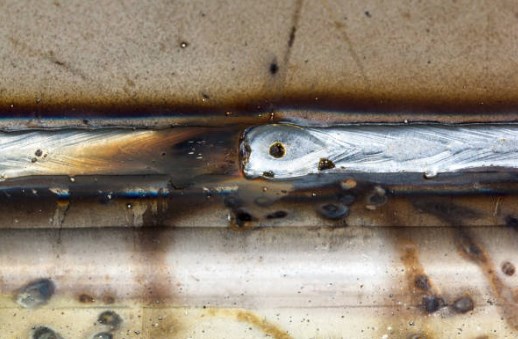 welding pores.jpg